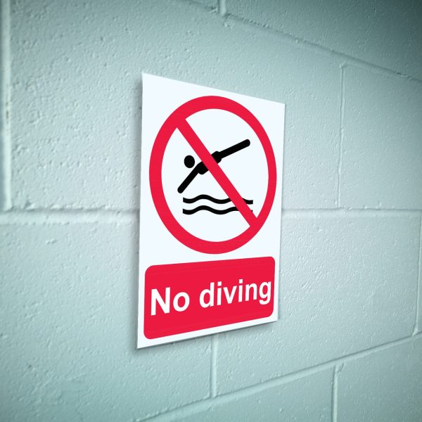 No diving sign