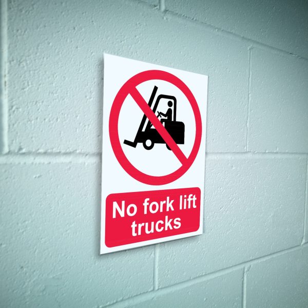 No fork lift trucks sign